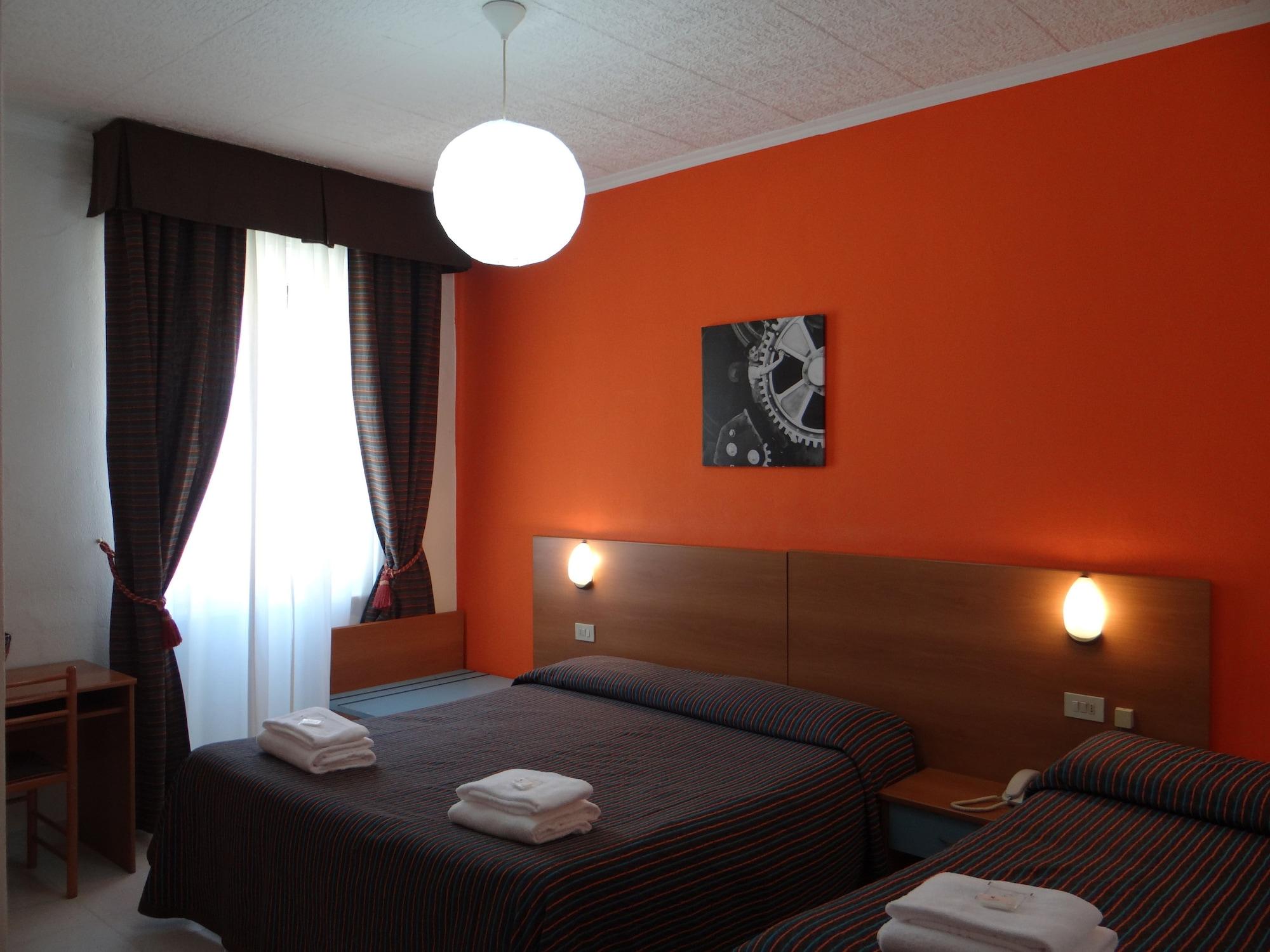 Hotel Amendola Fiera Milan Exterior photo